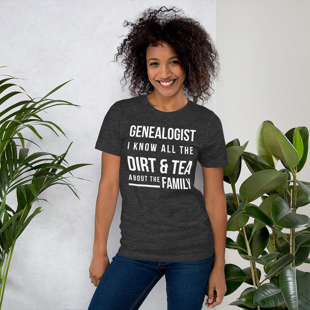 Genealogist Unisex T-Shirt - That Family Reunion Chick