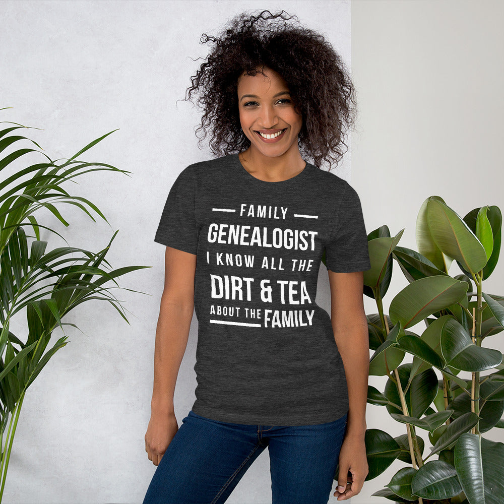 Family Genealogist Unisex T-Shirt - That Family Reunion Chick